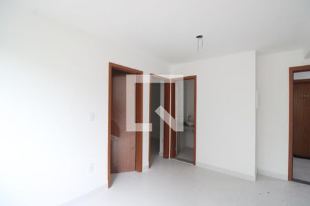 Sala de apartamento para alugar com 2 quartos, 38m² em Taquara, Rio de Janeiro