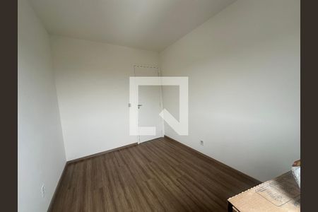 Quarto  de apartamento para alugar com 2 quartos, 59m² em Jardim do Líbano, Barueri