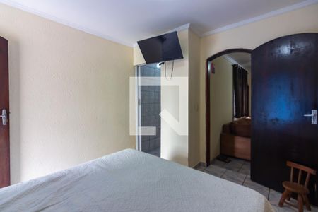 Quarto 1 de casa à venda com 4 quartos, 500m² em Santa Maria, Osasco