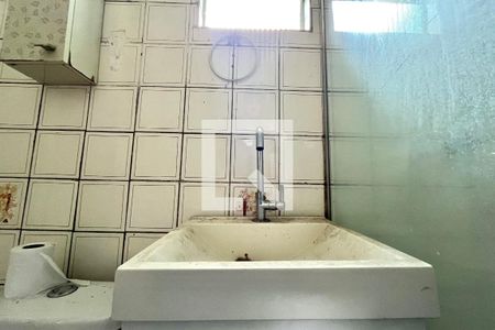 Banheiro 1 de casa para alugar com 3 quartos, 45m² em Planalto Paulista, São Paulo