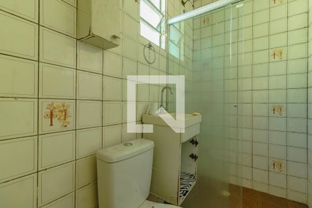 Banheiro social de casa para alugar com 1 quarto, 45m² em Planalto Paulista, São Paulo