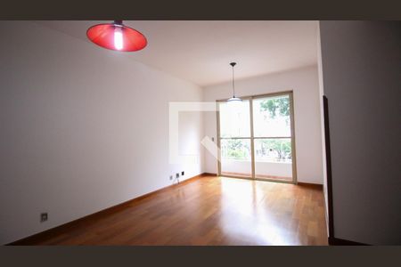 Sala de apartamento para alugar com 3 quartos, 74m² em Vila Prudente, São Paulo