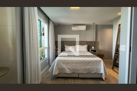 Suíte  de apartamento para alugar com 2 quartos, 105m² em Barra da Tijuca, Rio de Janeiro