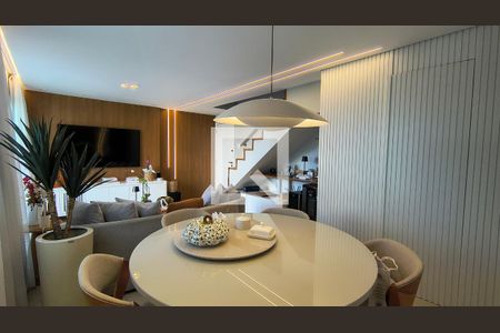 Sala de apartamento para alugar com 2 quartos, 105m² em Barra da Tijuca, Rio de Janeiro