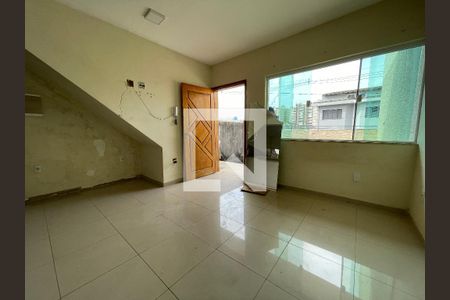 Casa para alugar com 4 quartos, 100m² em Rio Pequeno, São Paulo