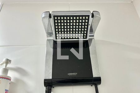 Banheiro de apartamento à venda com 1 quarto, 35m² em Vila Paulista, São Paulo