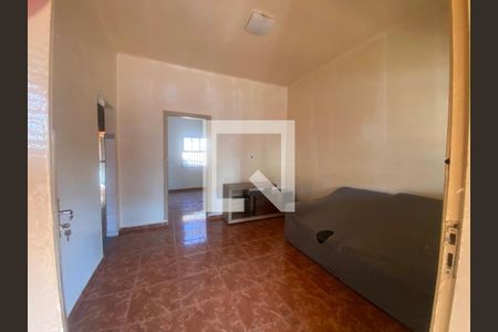 Casa à venda com 2 quartos, 122m² em Km 18, Osasco