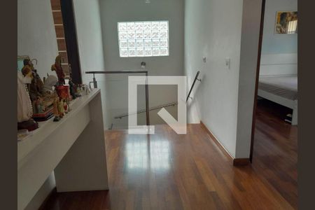 Casa à venda com 3 quartos, 278m² em Jaguaribe, Osasco