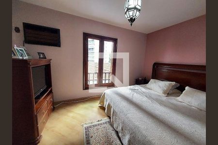 Casa à venda com 3 quartos, 320m² em Jardim Guadalupe, Osasco