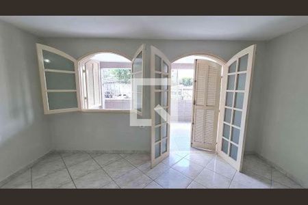 Casa à venda com 3 quartos, 200m² em Cidade das Flores, Osasco
