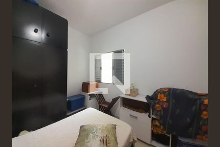 Casa à venda com 4 quartos, 200m² em Umuarama, Osasco