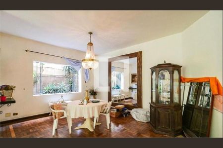 Casa à venda com 3 quartos, 390m² em Planalto Paulista, São Paulo