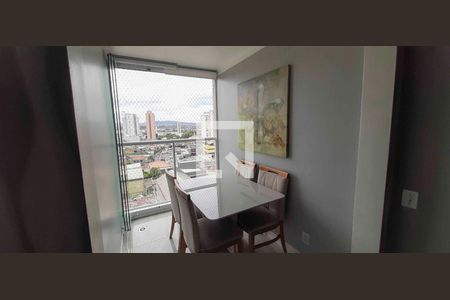 Apartamento para alugar com 2 quartos, 56m² em Km 18, Osasco