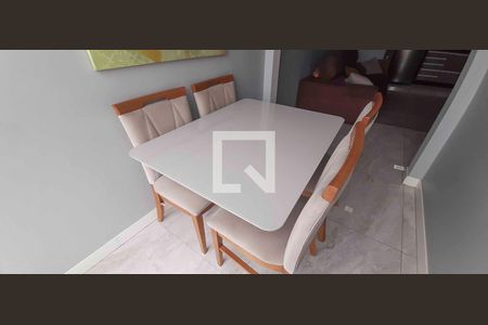 Apartamento para alugar com 2 quartos, 56m² em Km 18, Osasco