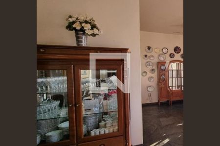 Sala de apartamento à venda com 4 quartos, 122m² em Cambuí, Campinas