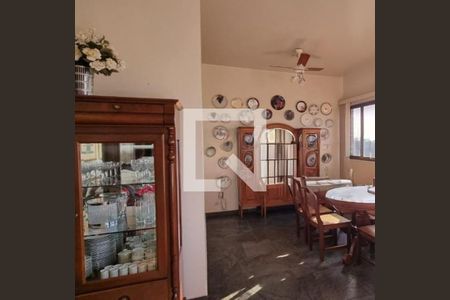 Sala de apartamento à venda com 4 quartos, 122m² em Cambuí, Campinas