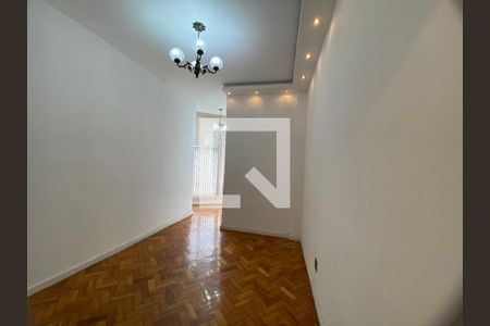 Sala  de apartamento para alugar com 2 quartos, 40m² em Copacabana, Rio de Janeiro