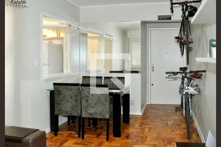 Sala  de apartamento à venda com 1 quarto, 40m² em Centro Histórico, Porto Alegre