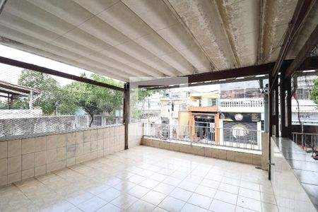 Casa à venda com 3 quartos, 172m² em Parque Edu Chaves, São Paulo