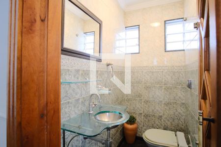 Lavabo de casa para alugar com 3 quartos, 137m² em Penha de França, São Paulo