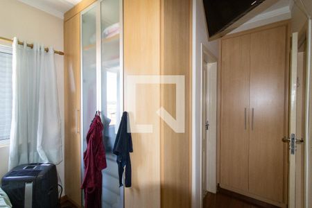 Suite de apartamento à venda com 3 quartos, 90m² em Mansões Santo Antônio, Campinas