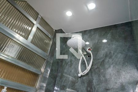 Banheiro de apartamento à venda com 2 quartos, 80m² em Colégio, Rio de Janeiro