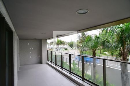 Varanda de apartamento à venda com 4 quartos, 164m² em Barra da Tijuca, Rio de Janeiro