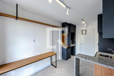 Sala de kitnet/studio para alugar com 1 quarto, 30m² em Liberdade, São Paulo
