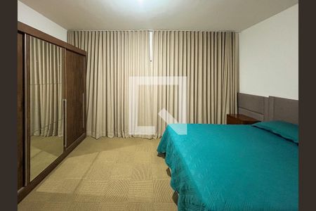 Casa à venda com 6 quartos, 300m² em Planalto, Belo Horizonte