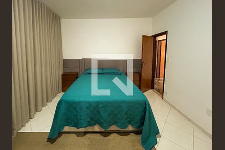 Casa à venda com 6 quartos, 300m² em Planalto, Belo Horizonte