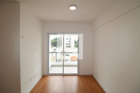 Sala de apartamento para alugar com 2 quartos, 55m² em Parada Inglesa, São Paulo