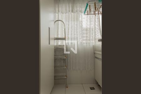 Área de Serviço de apartamento para alugar com 2 quartos, 60m² em Vila Euro, São Bernardo do Campo