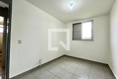 Quarto 1 de apartamento para alugar com 2 quartos, 63m² em Vila Campestre, São Paulo