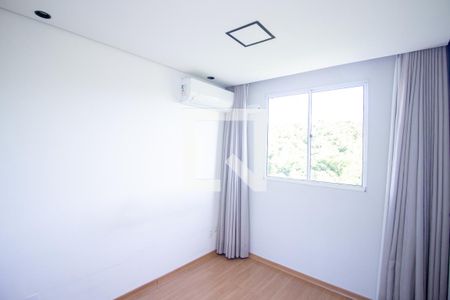Quarto 2 de apartamento à venda com 2 quartos, 49m² em Cabral, Contagem
