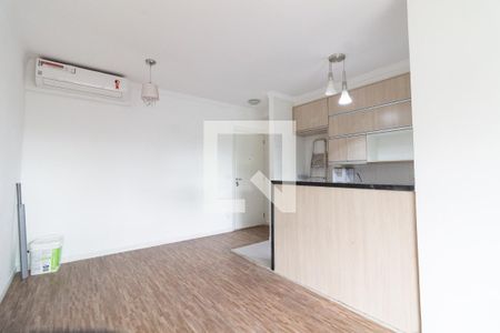 Sala de apartamento para alugar com 3 quartos, 72m² em Caxingui, São Paulo
