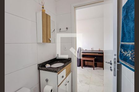 Banheiro de apartamento à venda com 2 quartos, 108m² em Parque Novo Oratório, Santo André