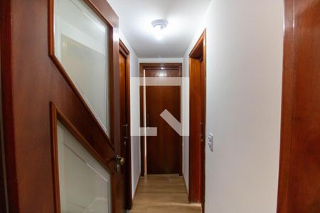 Corredor  de apartamento à venda com 2 quartos, 65m² em Icaraí, Niterói