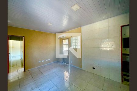 Sala / quarto de casa para alugar com 2 quartos, 50m² em Jardim America, Guarulhos
