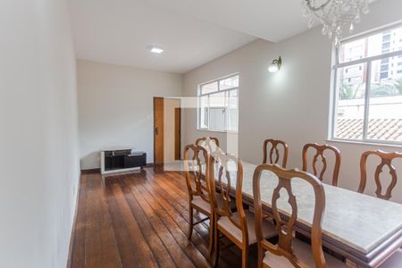 Sala de apartamento para alugar com 3 quartos, 80m² em São Pedro, Belo Horizonte