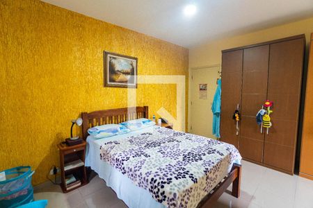 Suite de casa à venda com 3 quartos, 280m² em Vila Guarani (zona Sul), São Paulo