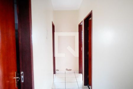 corr de casa para alugar com 3 quartos, 300m² em Jardim Helvecia, Aparecida de Goiânia