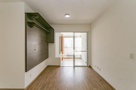 Sala de apartamento para alugar com 2 quartos, 63m² em Vila Nair, São Paulo