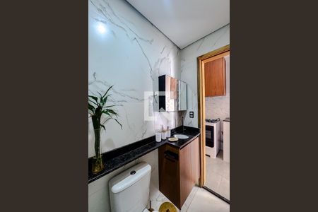 Banheiro de apartamento para alugar com 1 quarto, 30m² em Vila Invernada, São Paulo