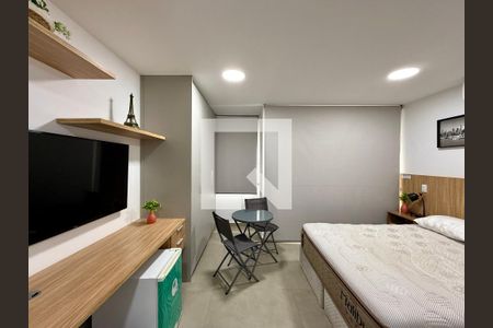 Quarto   de kitnet/studio para alugar com 0 quarto, 28m² em Campo Belo, São Paulo