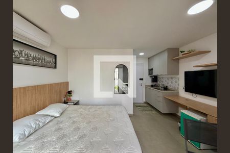 Quarto   de kitnet/studio para alugar com 0 quarto, 28m² em Campo Belo, São Paulo