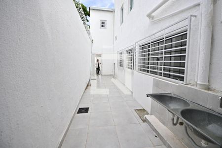 Casa para alugar com 3 quartos, 275m² em Setor Bueno, Goiânia