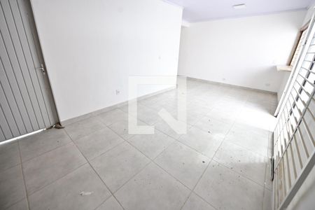 Casa para alugar com 3 quartos, 275m² em Setor Bueno, Goiânia