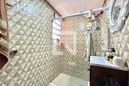 Banheiro de apartamento à venda com 2 quartos, 55m² em Parque Imperial, São Paulo