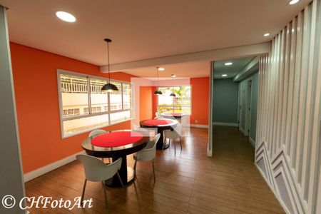 Área comum de apartamento para alugar com 3 quartos, 105m² em Jardim Tupanci, Barueri