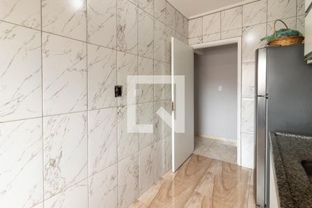 Cozinha de apartamento para alugar com 1 quarto, 55m² em Vila Tupi, Praia Grande